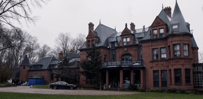 Filming at Hill Hurst - Wellesley| Filmapia - real sites . reel sites