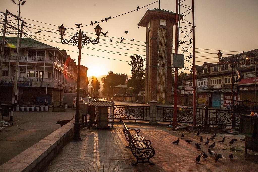 hotel in lal chowk srinagar